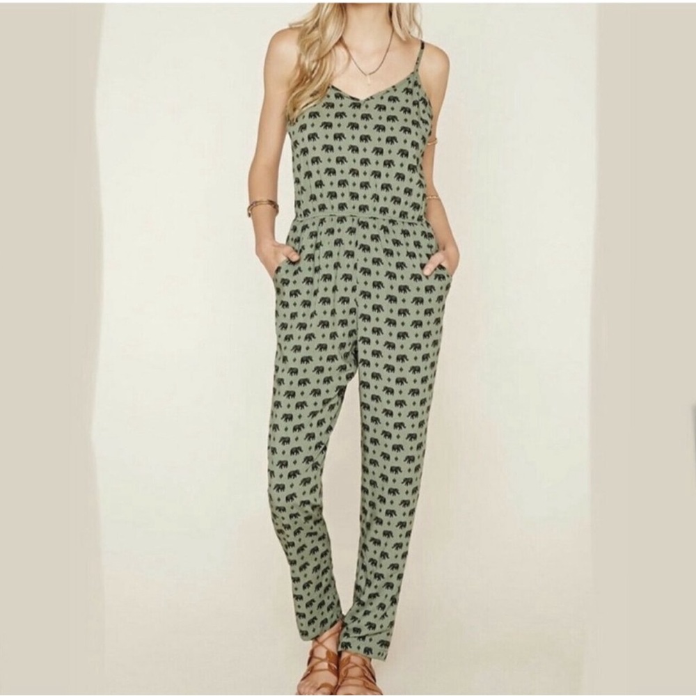 Forever 21 Jumpsuit Elephant Print Sleeveless Green Pockets Scoop Neck Medium